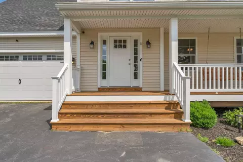 22 Cumberland Ln, Gorham, ME 04038 photo 3