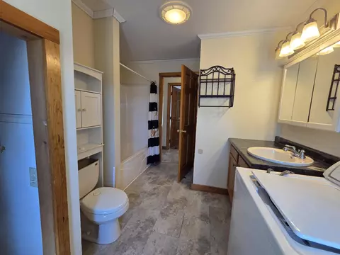 Bath - 70 Buzzell Ln, Greene, ME 04236 photo 1 of 1
