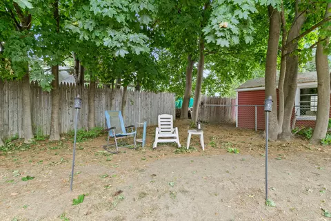Exterior - 72 Scribner Blvd, Lewiston, ME 04240 photo 8 of 9