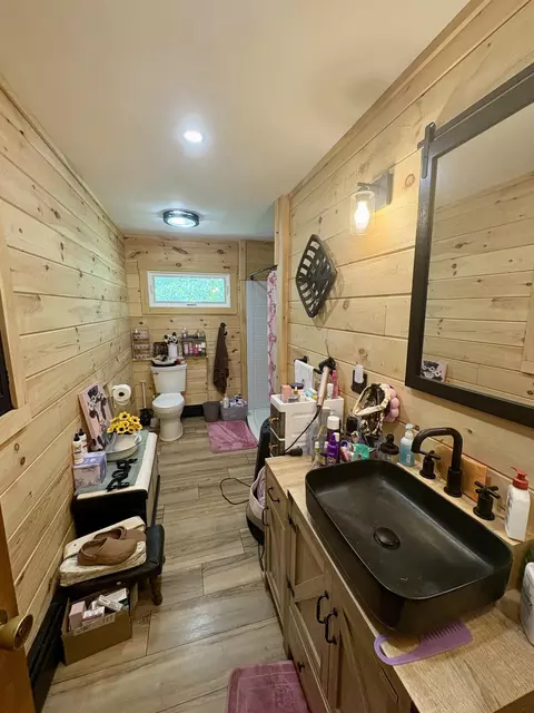 Bath - 219 River Rd, Maxfield, ME 04453 photo 3 of 3