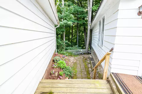 Exterior - 73 Middle Ave, Mexico, ME 04257 photo 7 of 8