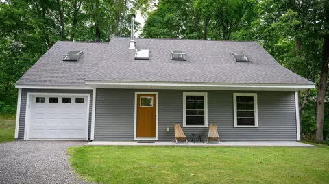 98 River Rd, Brunswick, ME 04011