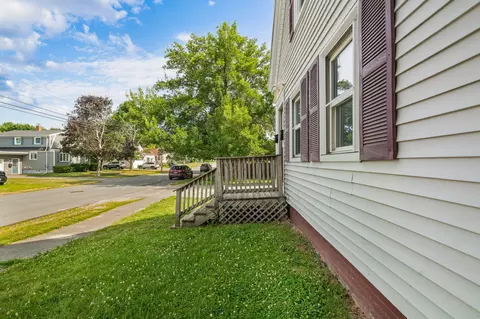 Exterior - 103 Chamberlain St, Brewer, ME 04412 photo 3 of 7