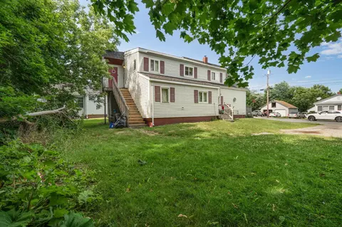 Exterior - 103 Chamberlain St, Brewer, ME 04412 photo 2 of 7