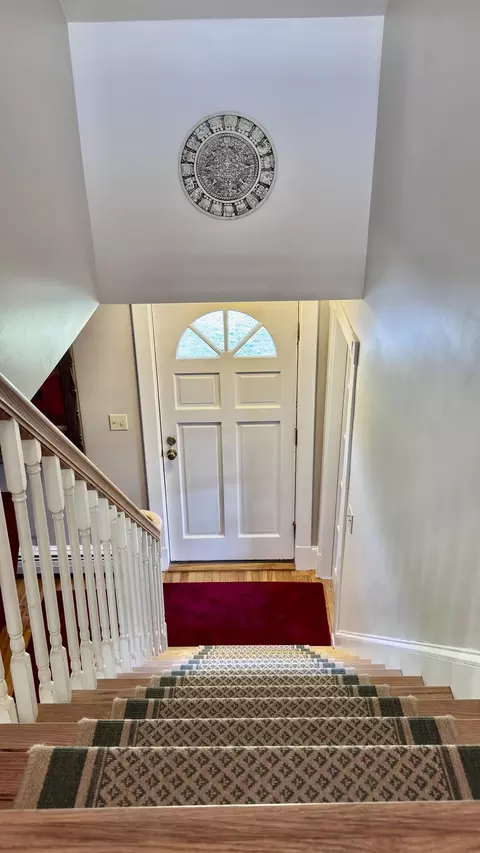 Entry Way - 509 Stackpole Rd, Durham, ME 04222 photo 3 of 4