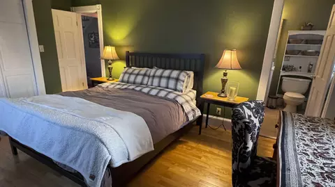 Bedroom - 509 Stackpole Rd, Durham, ME 04222 photo 5 of 7