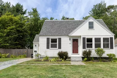 84 Dorset St, Portland, ME 04102
