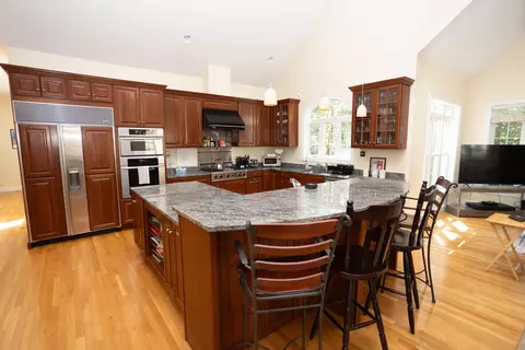 8 Wood Ln, Ogunquit, ME 03907 photo 8