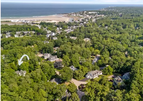 8 Wood Ln, Ogunquit, ME 03907 photo 2