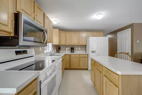 Kitchen - 29 Dyer Ln, Casco, ME 04015 photo 1 of 6