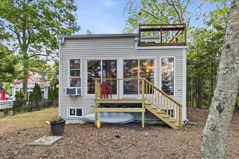 Exterior - 91 Shore Dr, Freeport, ME 04032 photo 6 of 14
