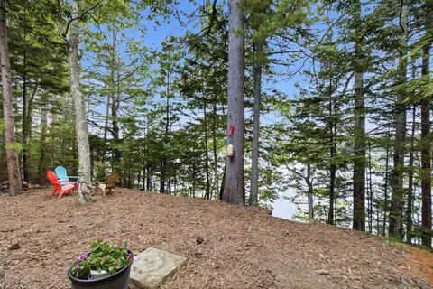 Exterior - 91 Shore Dr, Freeport, ME 04032 photo 9 of 14