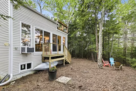 Exterior - 91 Shore Dr, Freeport, ME 04032 photo 8 of 14