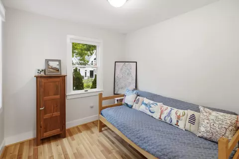 Bedroom - 91 Shore Dr, Freeport, ME 04032 photo 1 of 11