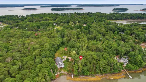 View/Area - 91 Shore Dr, Freeport, ME 04032 photo 3 of 12