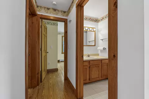 Entry Way - 19 Moose Run, Casco, ME 04015 photo 2 of 2