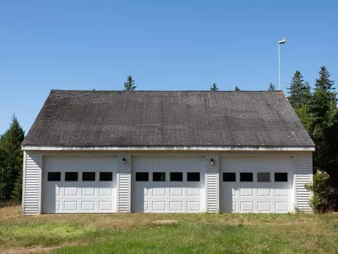 Exterior - 60 Pequot Rd, Vinalhaven, ME 04863 photo 9 of 9