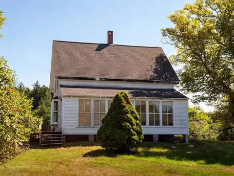 Exterior - 60 Pequot Rd, Vinalhaven, ME 04863 photo 7 of 9