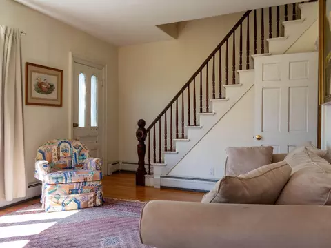 Entry Way - 60 Pequot Rd, Vinalhaven, ME 04863 photo 3 of 5
