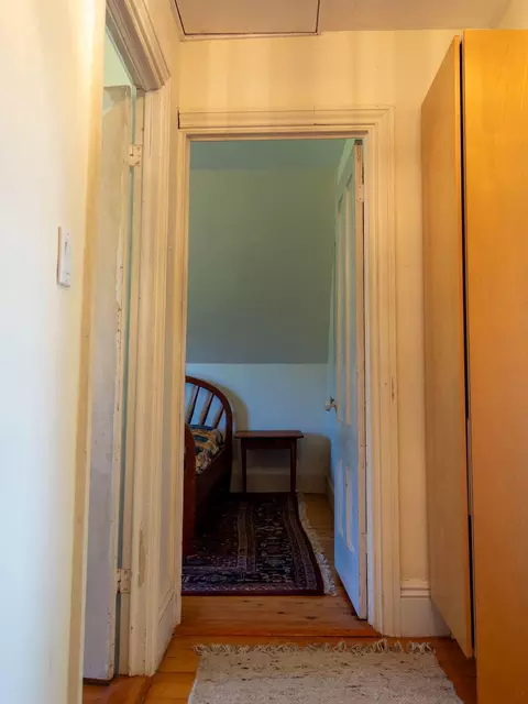 Entry Way - 60 Pequot Rd, Vinalhaven, ME 04863 photo 4 of 5