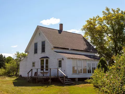 Exterior - 60 Pequot Rd, Vinalhaven, ME 04863 photo 8 of 9