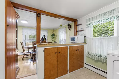 Entry Way - 119 Bond Brook Rd, Augusta, ME 04330 photo 4 of 5