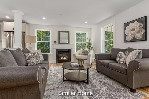 Living - 15 Cascade Cir #18, Kennebunk, ME 04043 photo 2 of 3