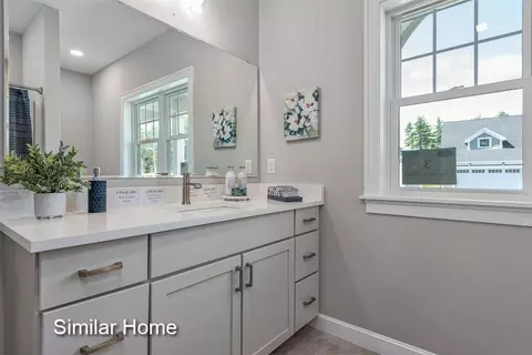 Entry Way - 15 Cascade Cir #18, Kennebunk, ME 04043 photo 11 of 12