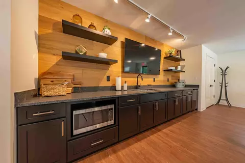 Kitchen - 15 Cascade Cir #18, Kennebunk, ME 04043 photo 3 of 3