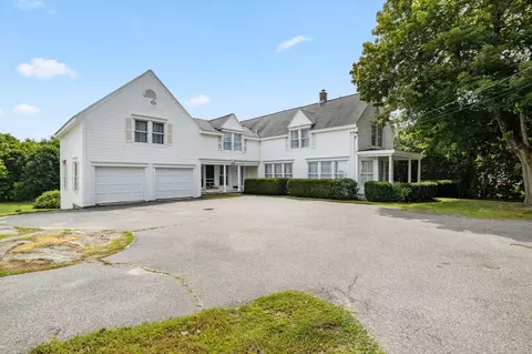 404 Ocean St, South Portland, ME 04106