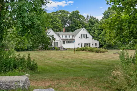 6 Snowhill Ln, South Thomaston, ME 04858