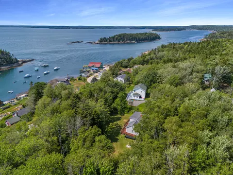 View/Area - 8 Harbor Vw, Phippsburg, ME 04562 photo 2 of 7