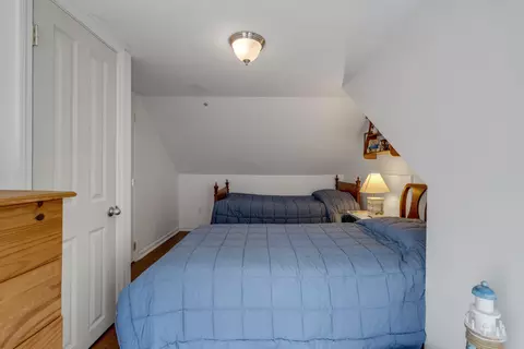 Bedroom - 8 Harbor Vw, Phippsburg, ME 04562 photo 6 of 8