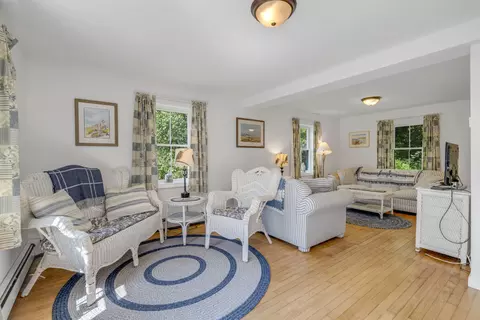 Living - 8 Harbor Vw, Phippsburg, ME 04562 photo 2 of 4