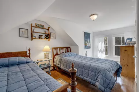 Bedroom - 8 Harbor Vw, Phippsburg, ME 04562 photo 5 of 8
