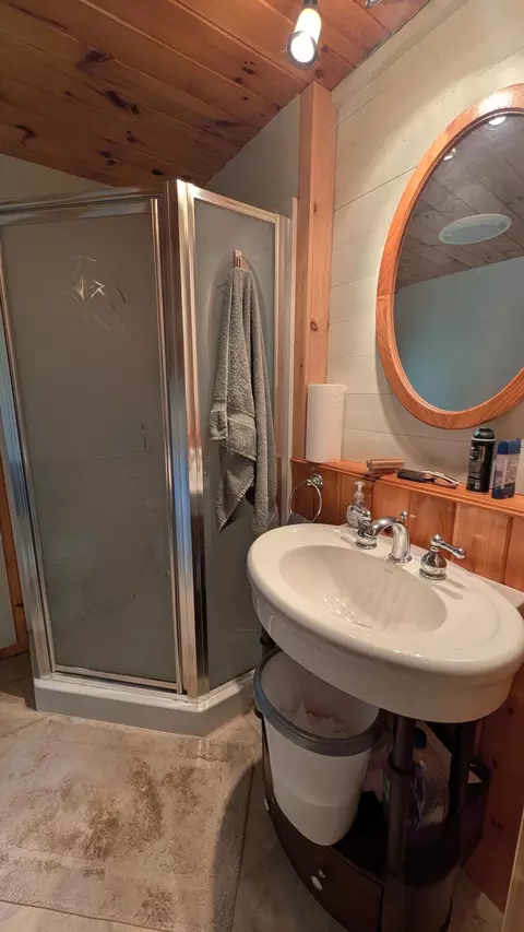 Bath - 87 West Rd, Abbot, ME 04406 photo 1 of 2