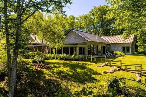 715 St George Rd, South Thomaston, ME 04858