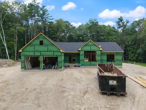 Exterior - 12 Middle Jam Rd, Gorham, ME 04038 photo 2 of 4