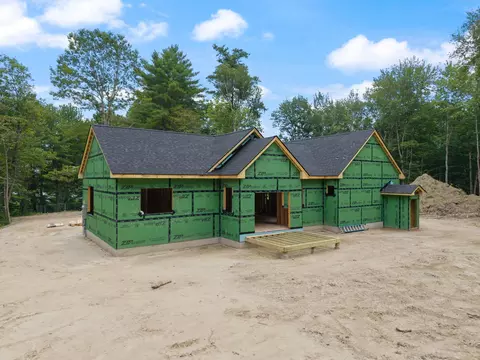 Exterior - 12 Middle Jam Rd, Gorham, ME 04038 photo 3 of 4