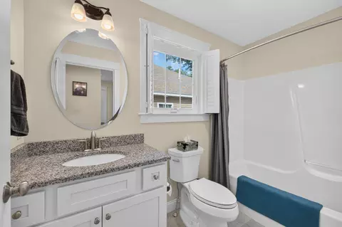 Bath - 375 Pride St #23, Westbrook, ME 04092 photo 3 of 3