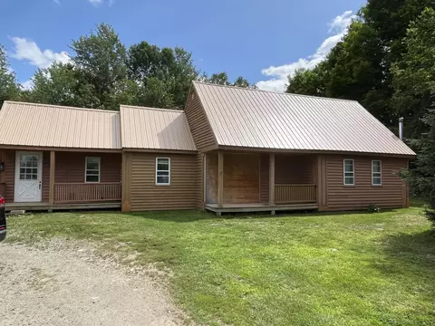 423 Beans Corner Rd, Hartland, ME 04943