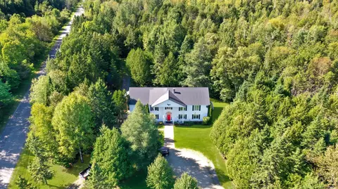 152 E Green Ridge Rd, Caribou, ME 04736