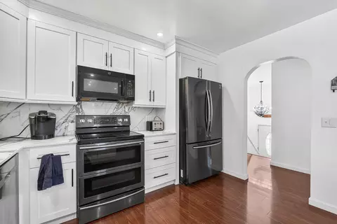 Kitchen - 14 Douglas Ave, Saco, ME 04072 photo 5 of 5