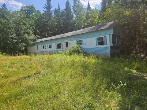 286 Hopkins Rd, Plymouth, ME 04969