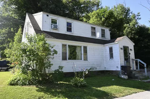 135 Upland Rd, Lisbon, ME 04252