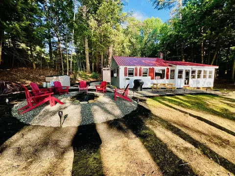 64 53rd Fire Rd, China, ME 04358