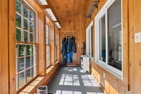 Entry Way - 48 Old Winthrop Rd, Wayne, ME 04284 photo 2 of 7