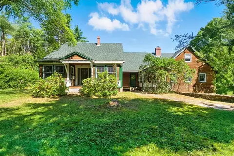 699 N High St, Bridgton, ME 04009