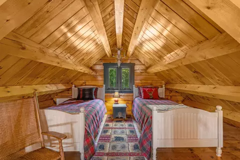 Bedroom - 1035 Mullen Rd, Stetson, ME 04488 photo 2 of 3