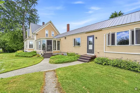 Exterior - 19 Coolidge Rd, Wayne, ME 04284 photo 5 of 8